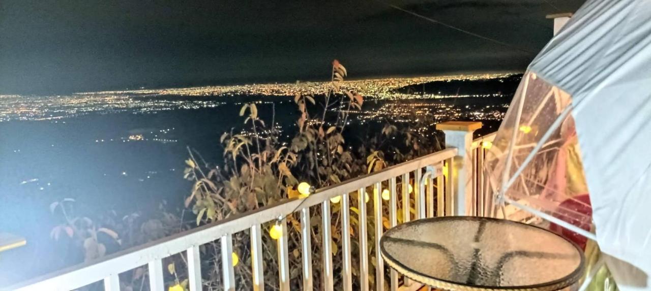 Sky Lounge B&B Zhushan Εξωτερικό φωτογραφία
