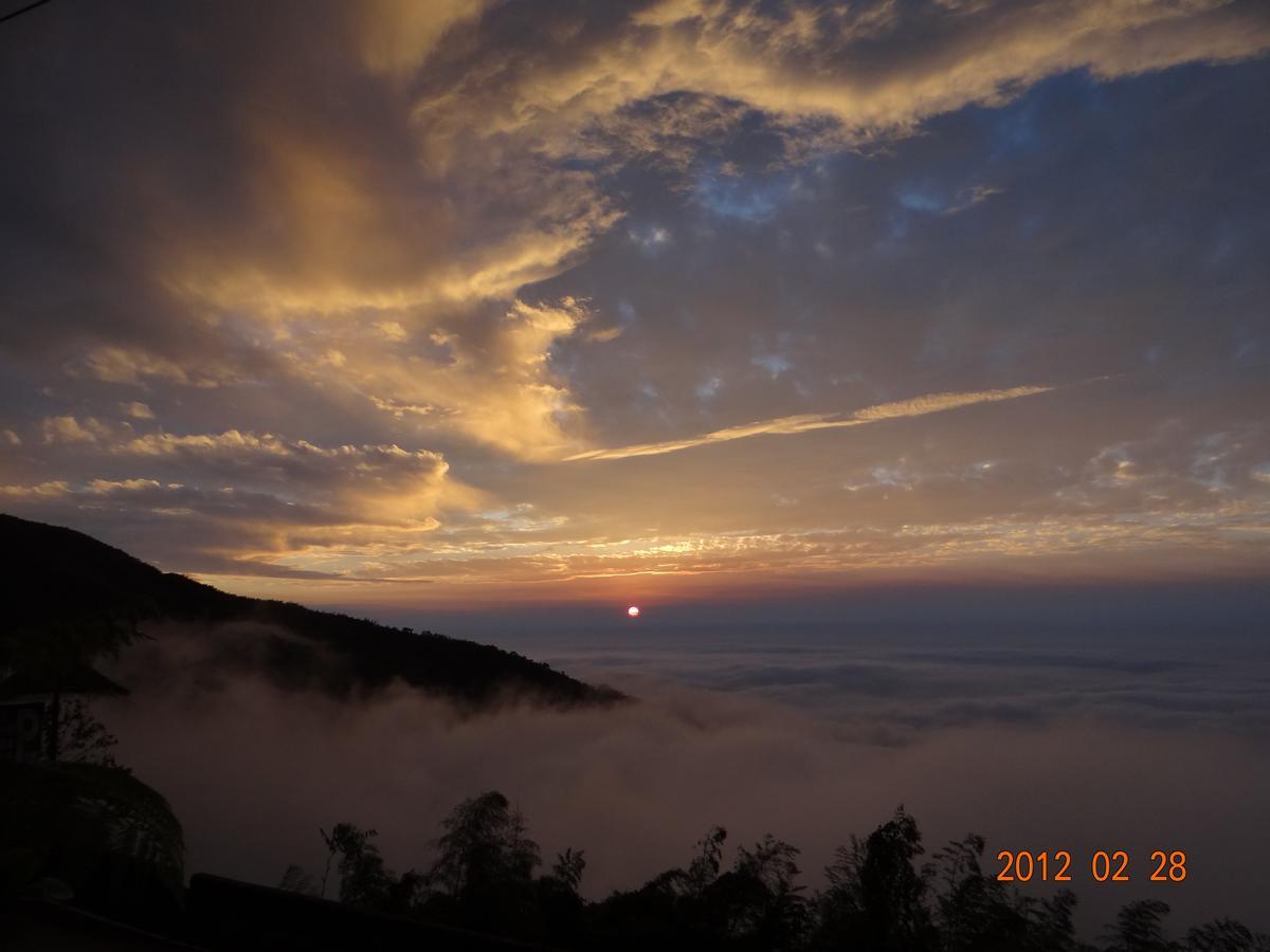 Sky Lounge B&B Zhushan Εξωτερικό φωτογραφία