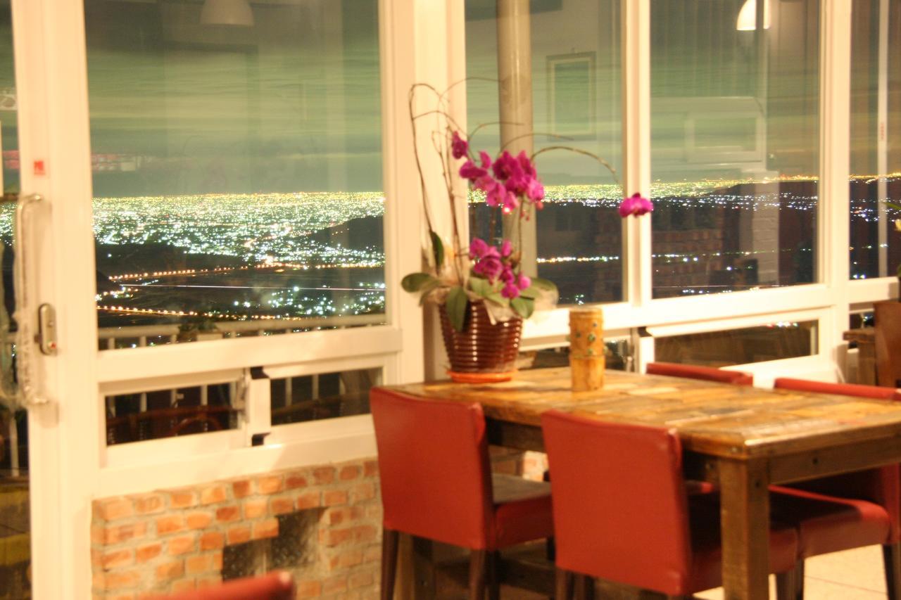 Sky Lounge B&B Zhushan Εξωτερικό φωτογραφία