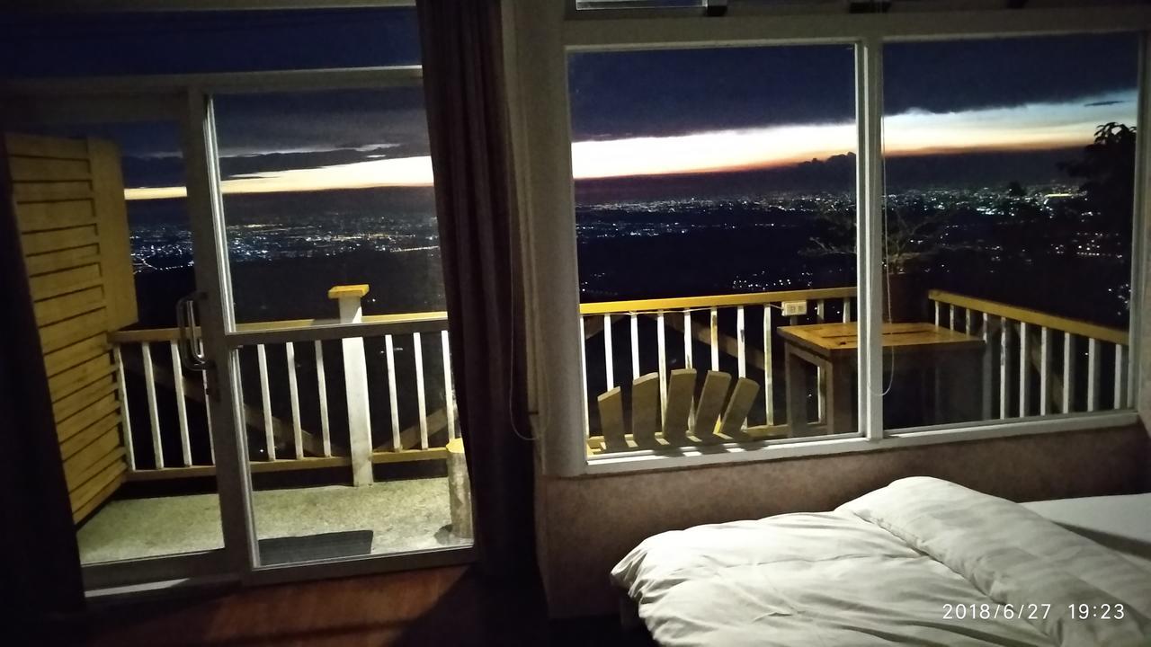 Sky Lounge B&B Zhushan Εξωτερικό φωτογραφία